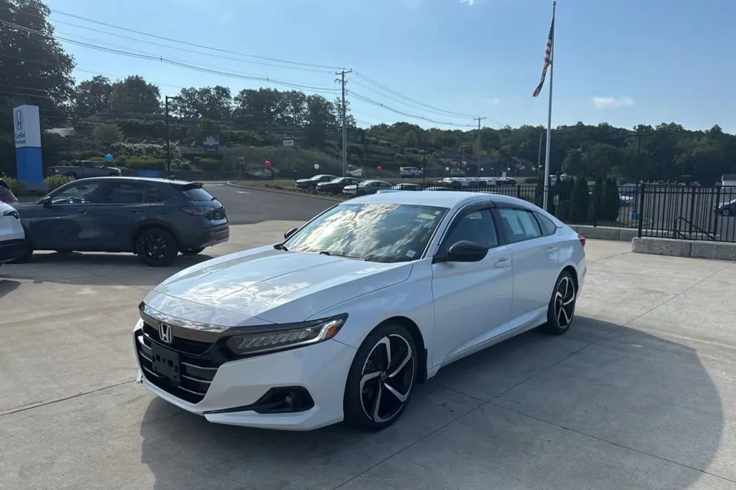 2022 Honda Accord Sport 1.5T photo 1