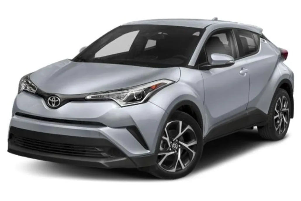 2019 Toyota C-HR LE photo 1