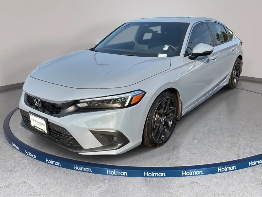 2022 Honda Civic Sport Touring photo 1