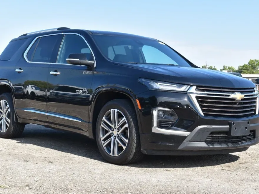 2023 Chevrolet Traverse High Country photo 1