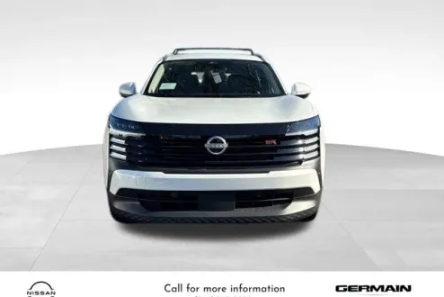 2025 Nissan Kicks SR photo 2