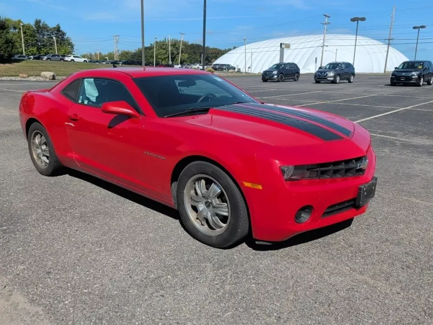2013 Chevrolet Camaro 1LS photo 1