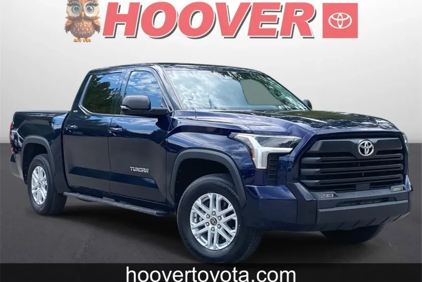 2023 Toyota Tundra SR5 photo 1