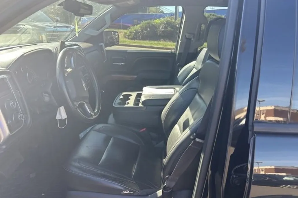 2014 Chevrolet Silverado 1500 LTZ photo 1