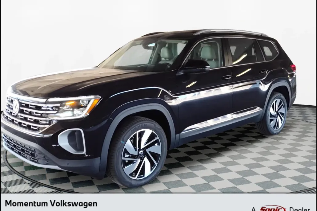2025 Volkswagen Atlas SEL photo 1