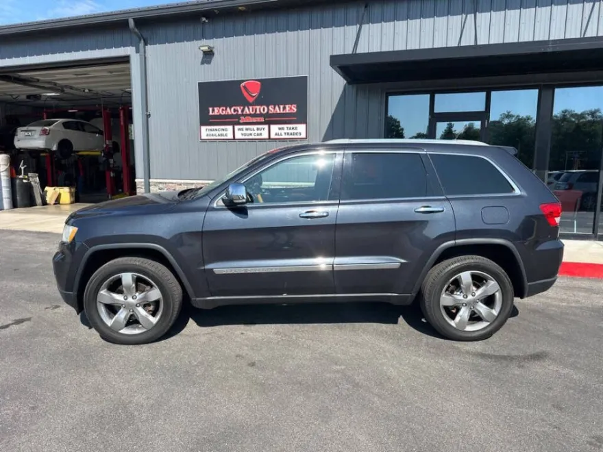 2012 Jeep Grand Cherokee Overland photo 1