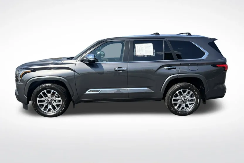2025 Toyota Sequoia photo 1