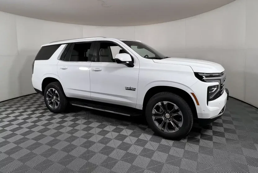 2026 Chevrolet Tahoe LT photo 1
