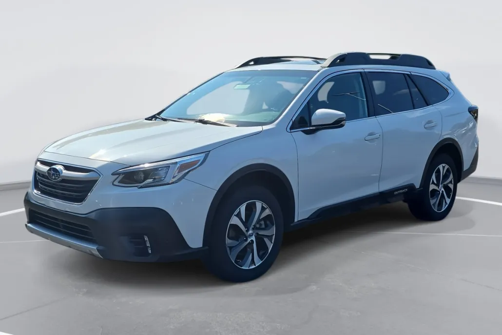 2020 Subaru Outback Limited photo 1