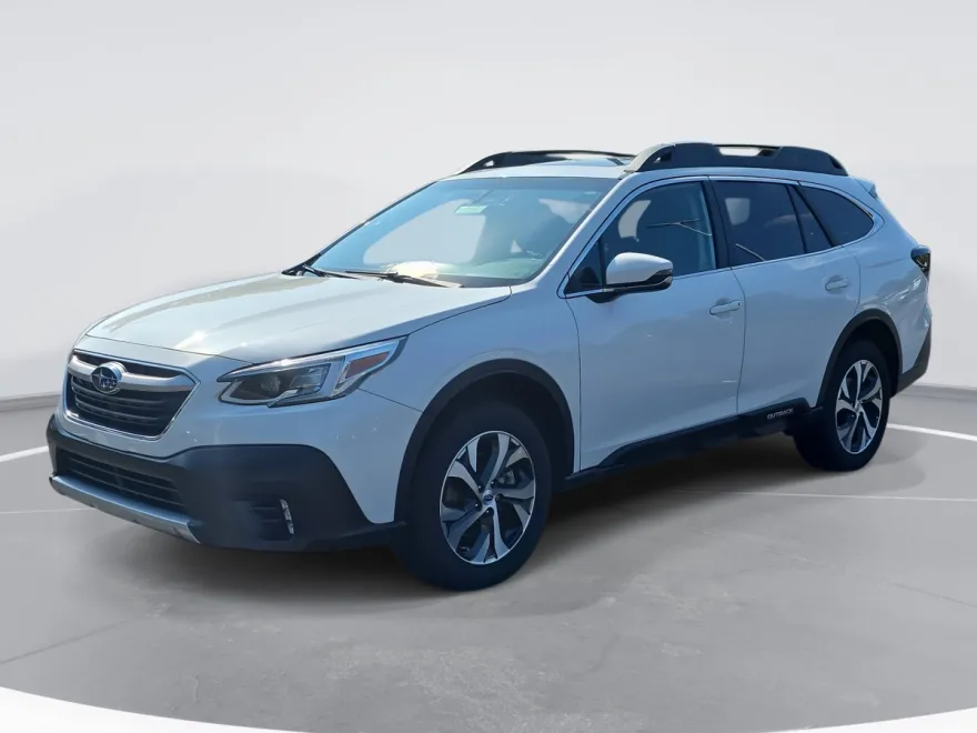 2020 Subaru Outback Limited photo 1