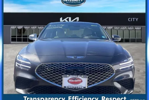 2024 Genesis G70 2.5T photo 2