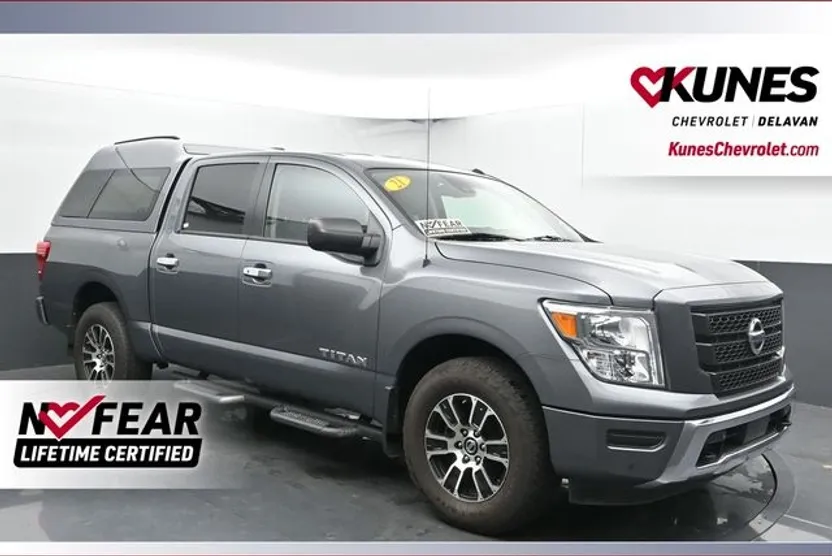 2021 Nissan Titan SV photo 1