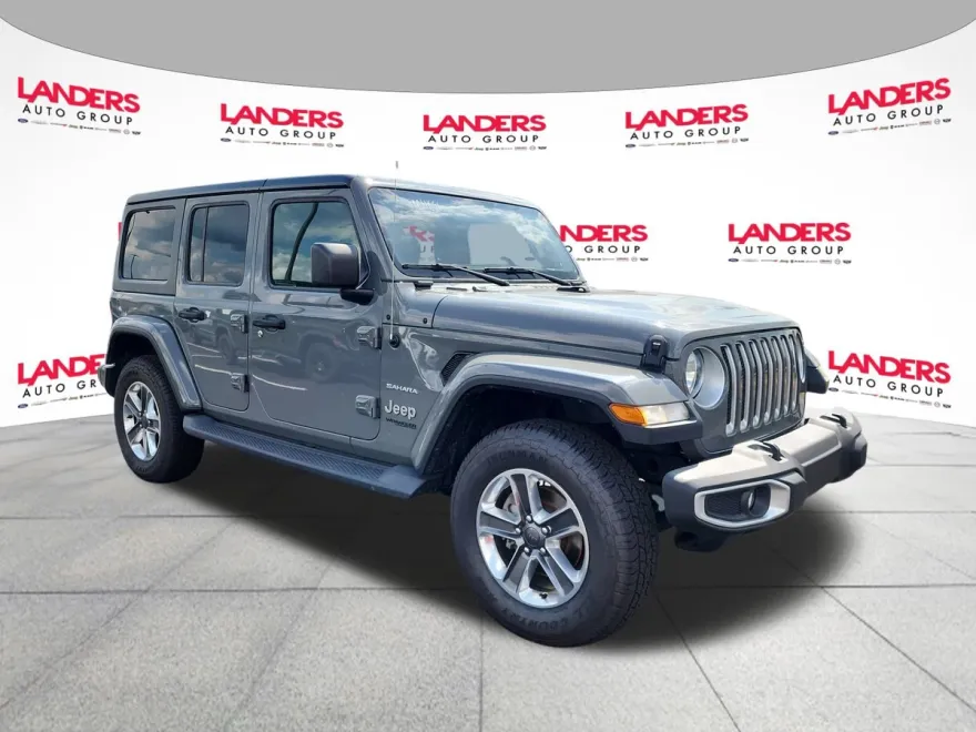 2021 Jeep Wrangler Unlimited Sahara photo 1
