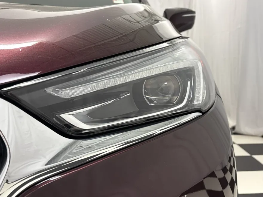 2018 Buick Enclave Essence photo 1