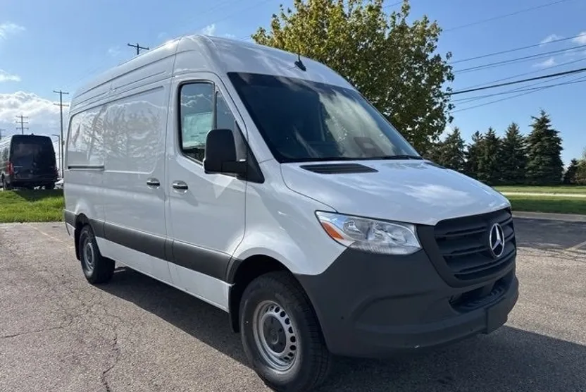 2025 Mercedes Benz Sprinter Cargo Van 2500 Standard Roof photo 1
