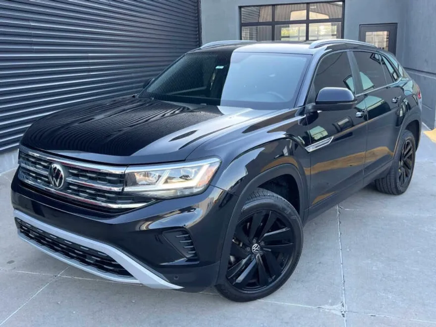 2020 Volkswagen Atlas Cross Sport V6 SE photo 1