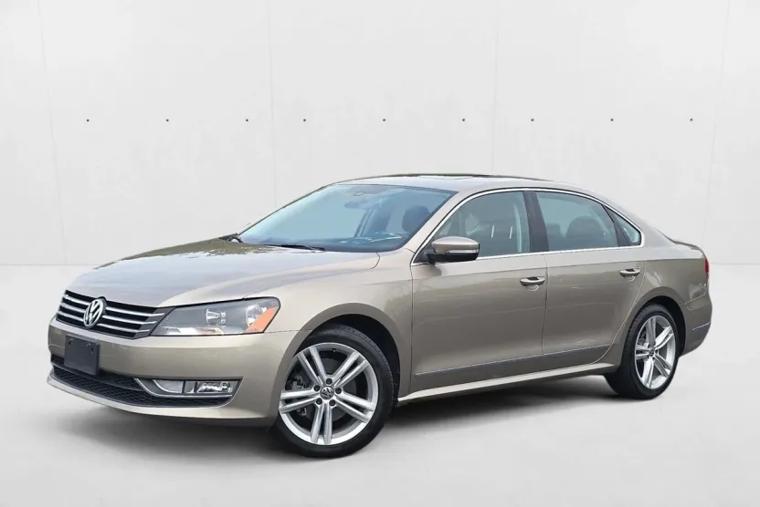 2015 Volkswagen Passat SE photo 1