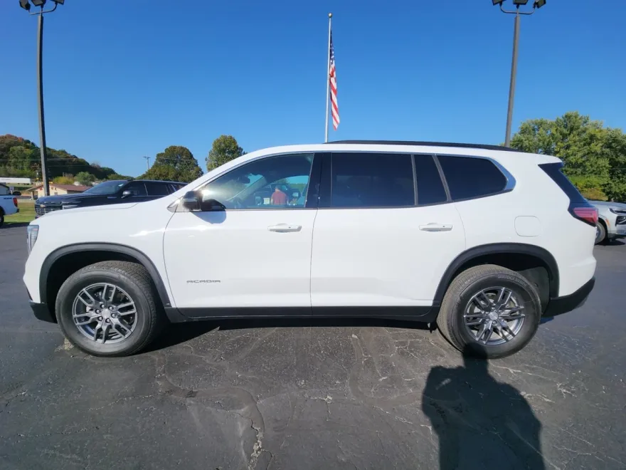 2025 Gmc Acadia Elevation photo 1