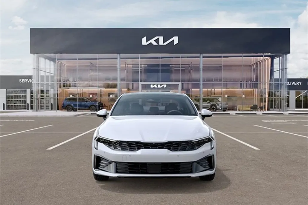 2026 Kia K5 EX photo 1