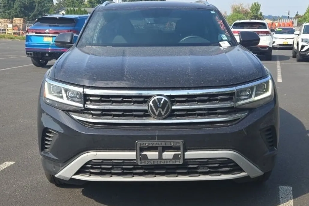 2023 Volkswagen Atlas Cross Sport V6 SE Technology photo 1