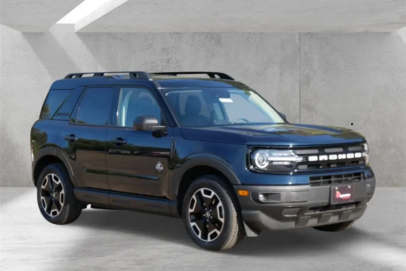 2022 Ford Bronco Sport Outer Banks photo 1