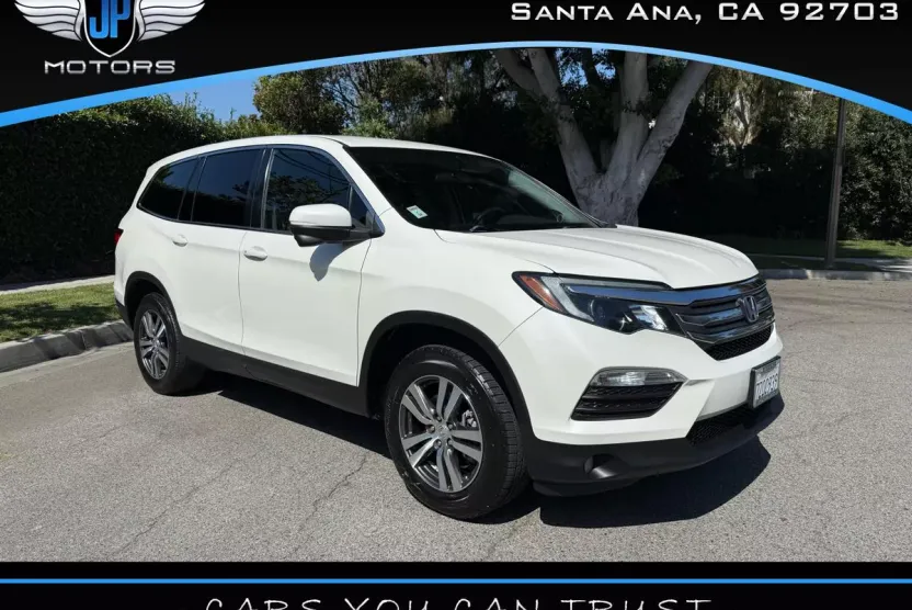 2017 Honda Pilot EX photo 1