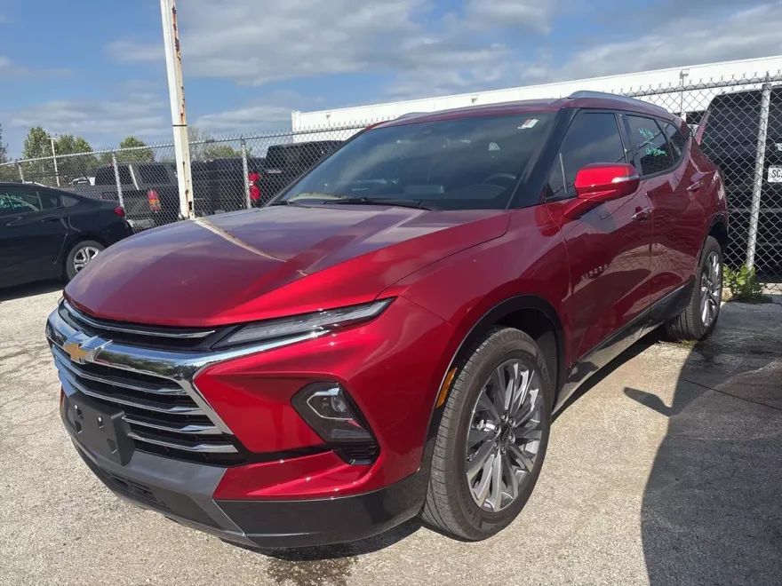 2023 Chevrolet Blazer Premier photo 1