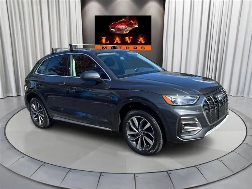 2021 Audi Q5 Premium 45 TFSI photo 1