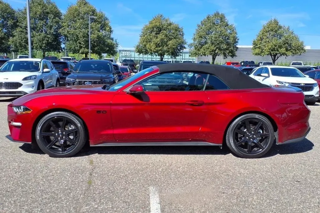2019 Ford Mustang GT Premium Convertible photo 1