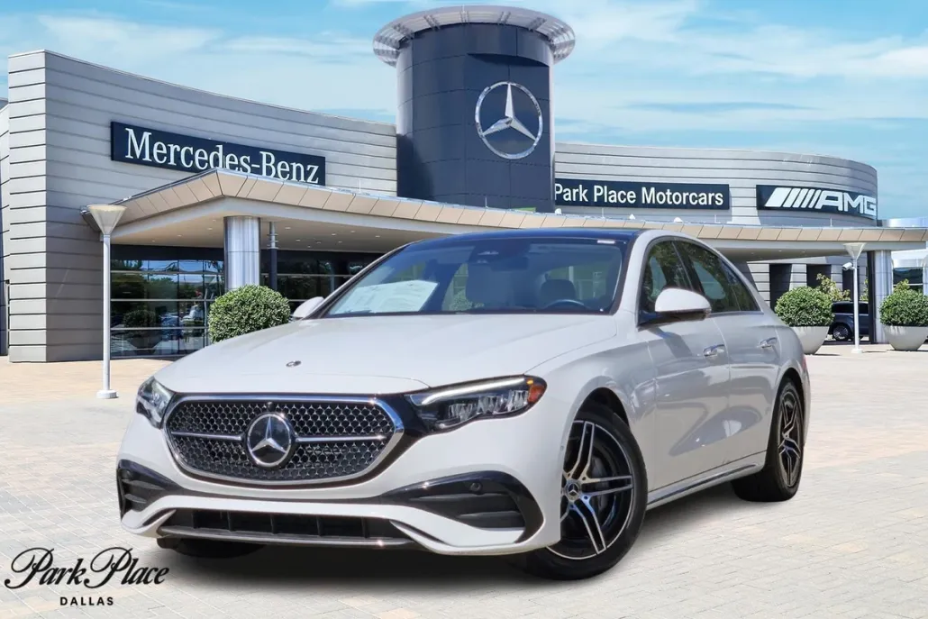 2025 Mercedes Benz E 450 4MATIC photo 1