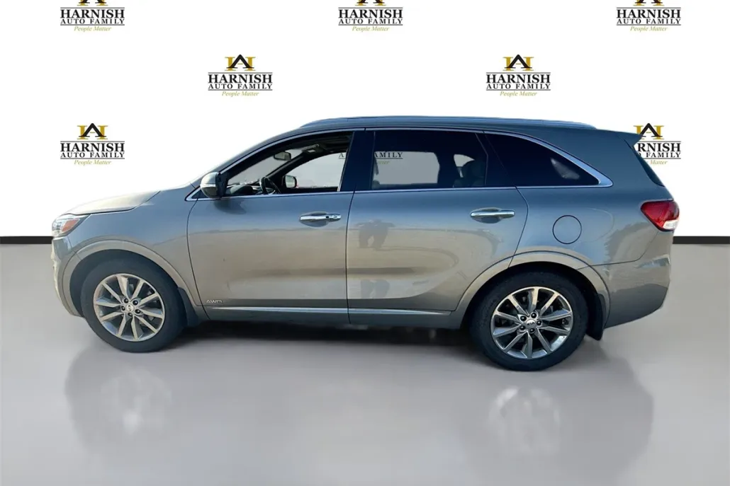2016 Kia Sorento SX Limited photo 1