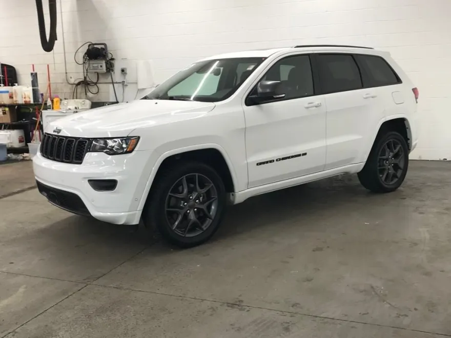 2021 Jeep Grand Cherokee Limited photo 1