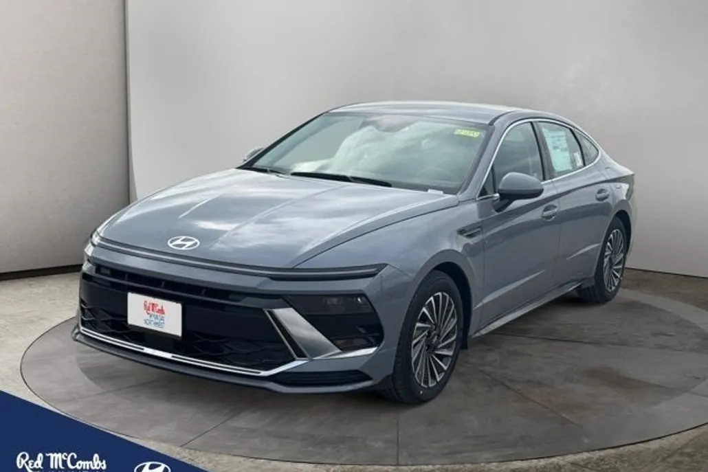2025 Hyundai Sonata Hybrid SEL photo 1