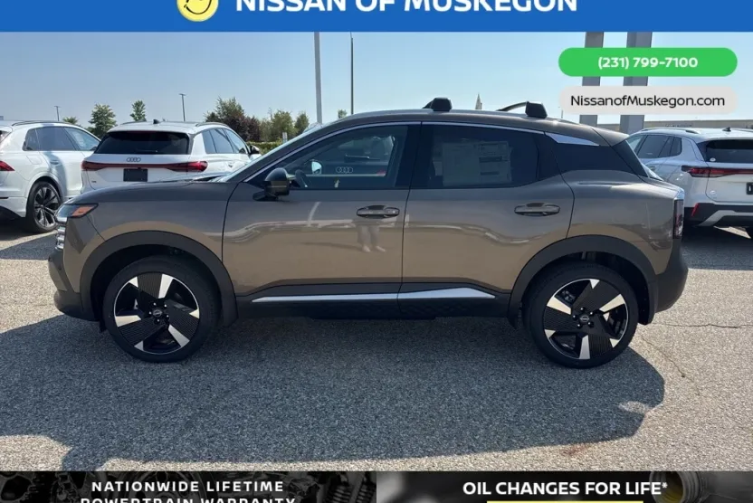 2026 Nissan Kicks SR photo 1