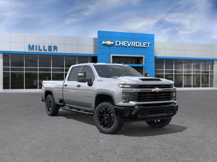 2025 Chevrolet Silverado 2500HD Custom photo 1