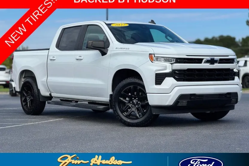 2022 Chevrolet Silverado 1500 RST photo 1