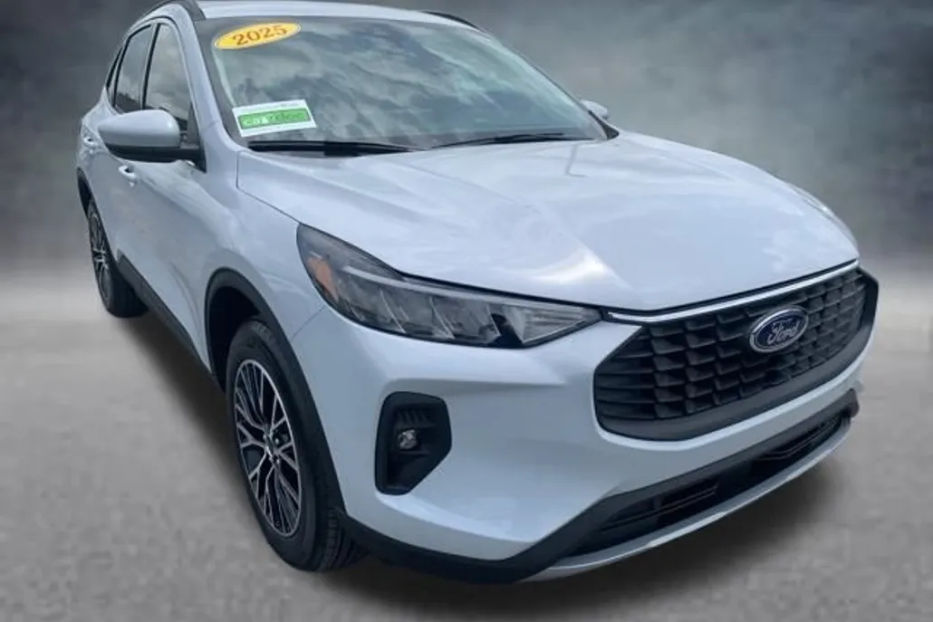 2025 Ford Escape Plug-In Hybrid Base photo 1