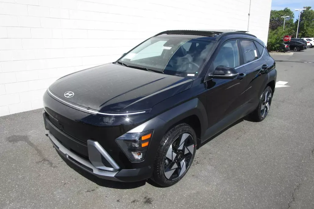2026 Hyundai Kona Limited photo 1