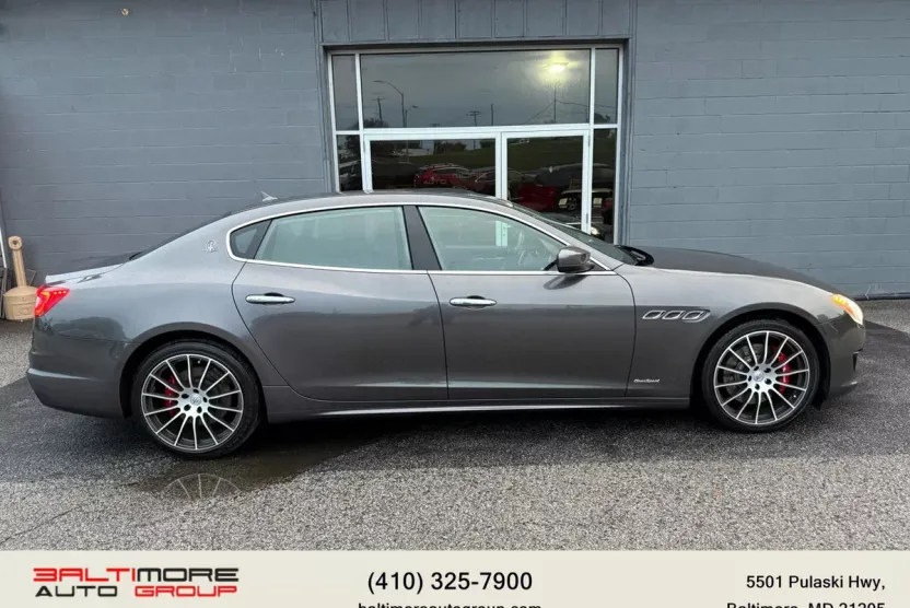 2017 Maserati Quattroporte Q4 GranSport photo 1