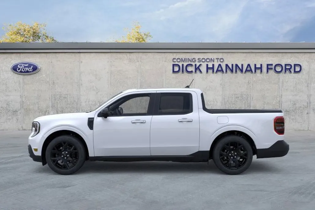 2025 Ford Maverick Lariat photo 1