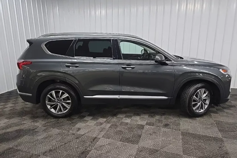 2020 Hyundai Santa Fe SEL photo 1