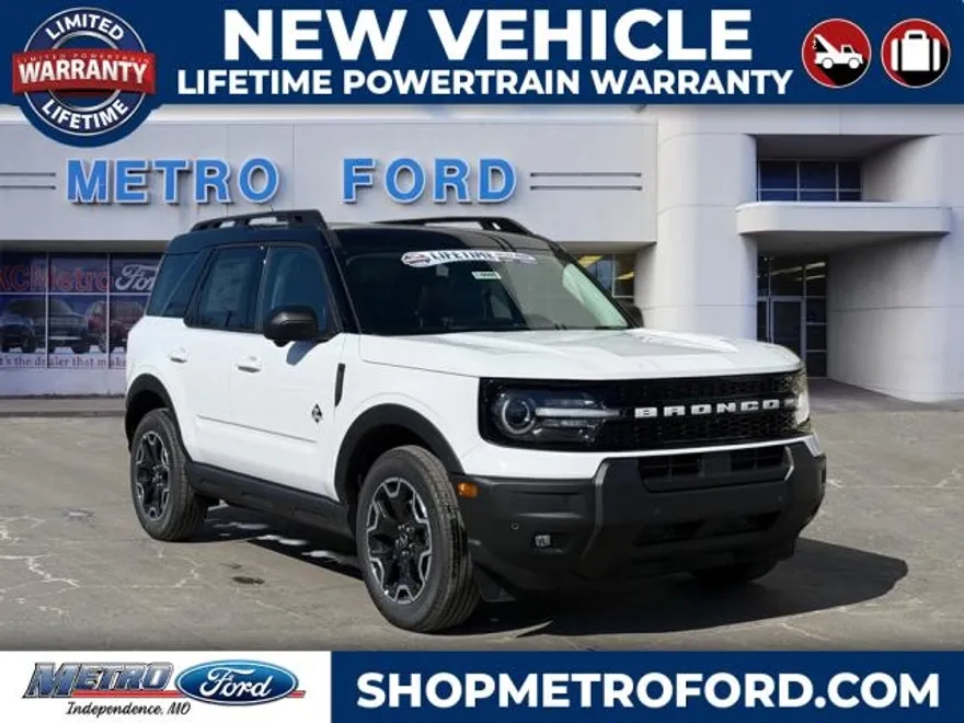 2025 Ford Bronco Sport Outer Banks photo 1