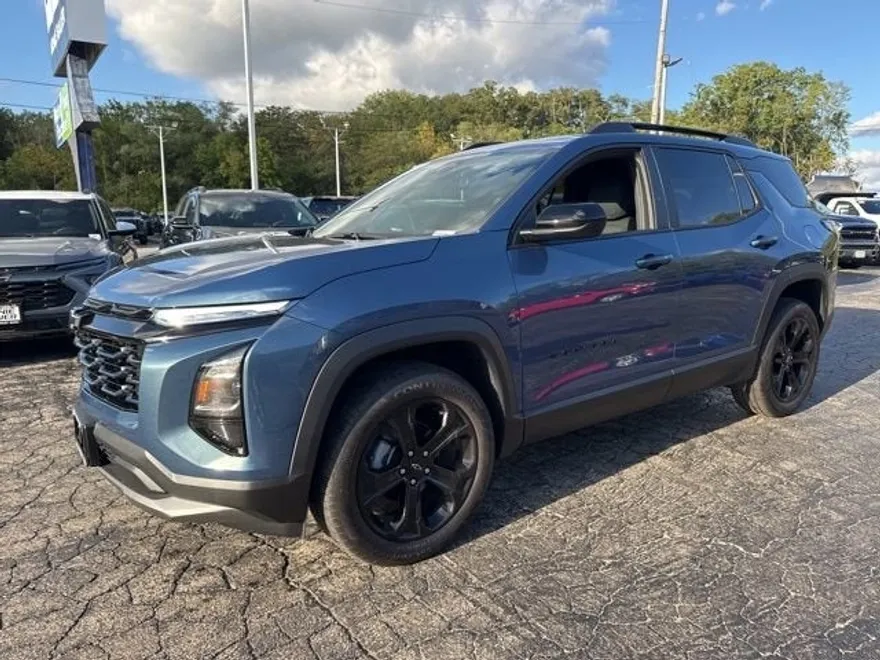 2026 Chevrolet Equinox LT photo 1