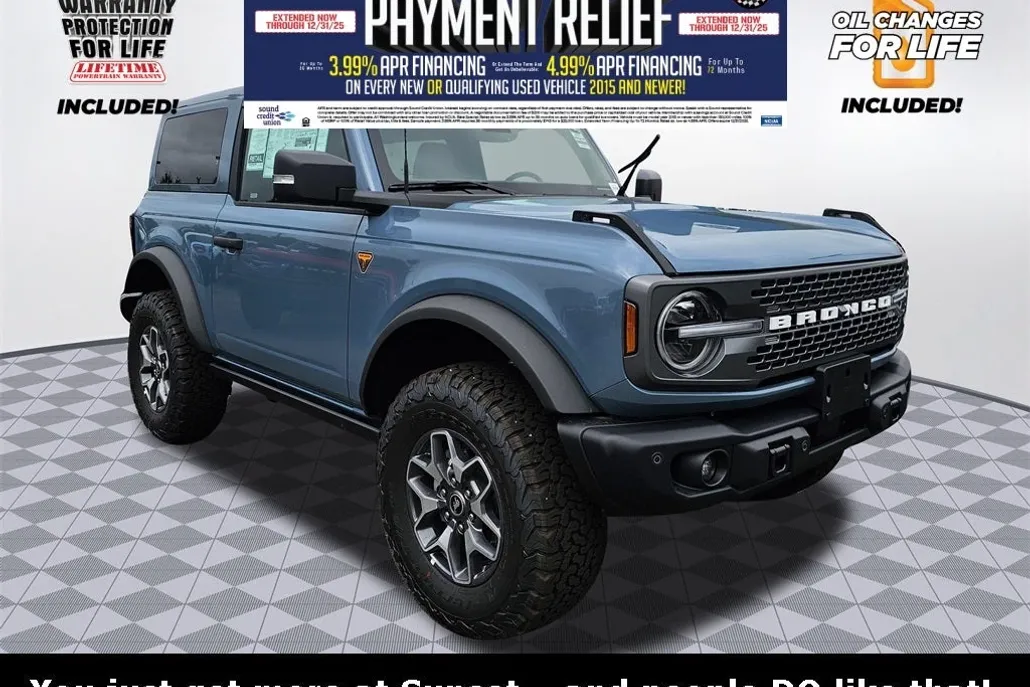 2025 Ford Bronco Badlands photo 1