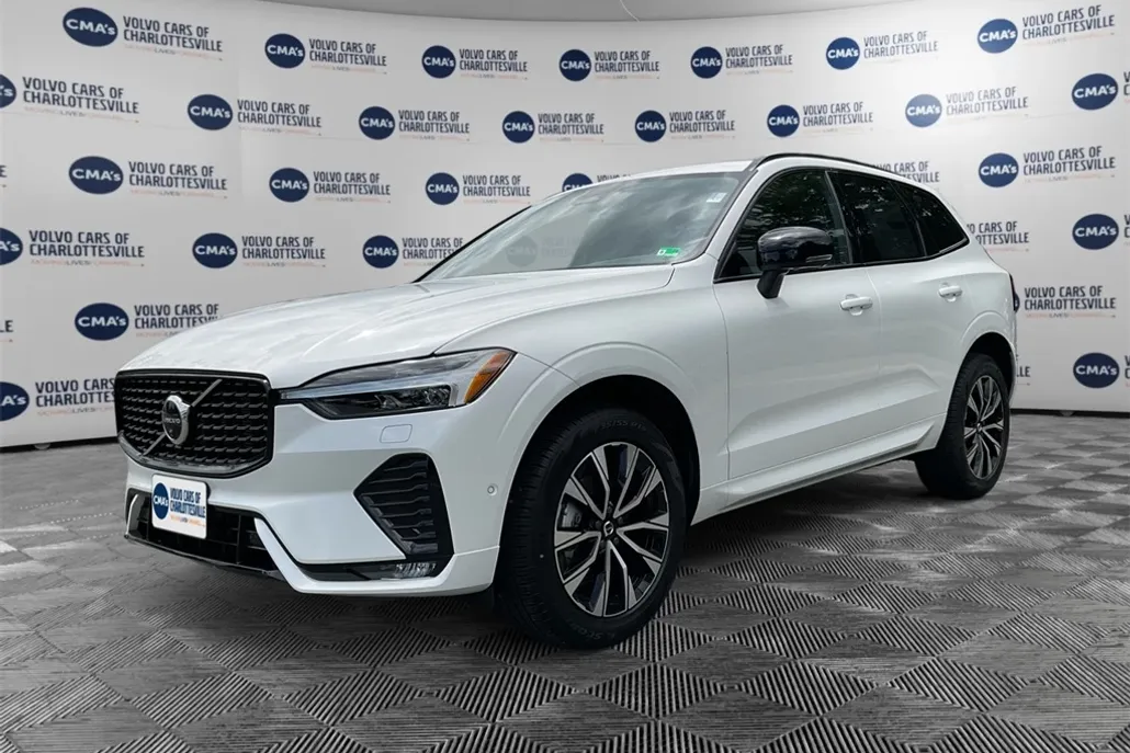 2025 Volvo XC60 B5 Plus photo 1