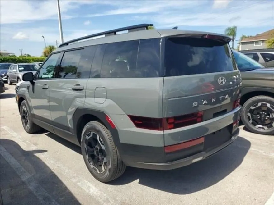 2026 Hyundai Santa Fe SEL photo 1
