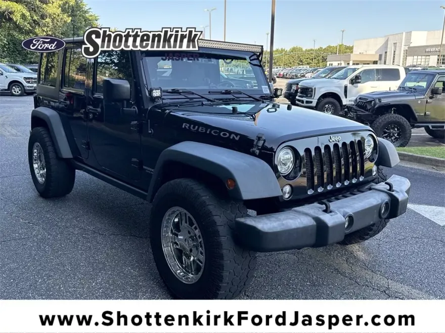 2017 Jeep Wrangler Unlimited Rubicon photo 1