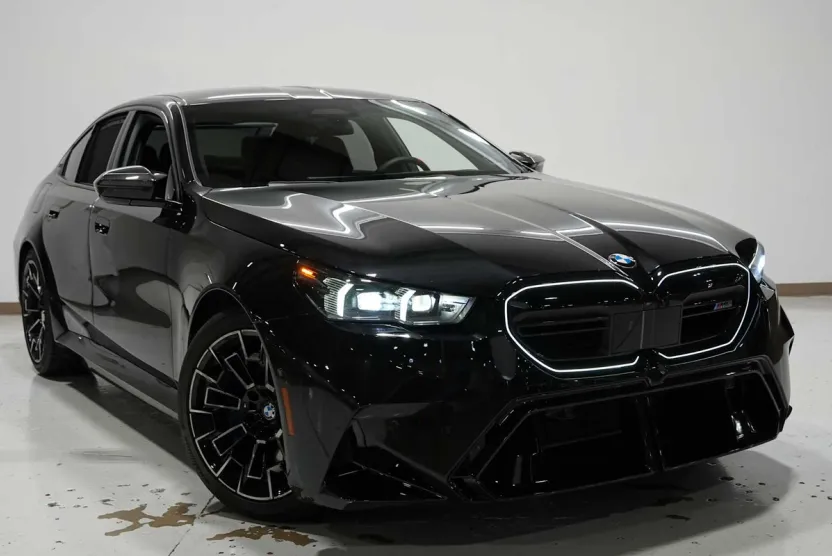 2026 Bmw M5 5 photo 1