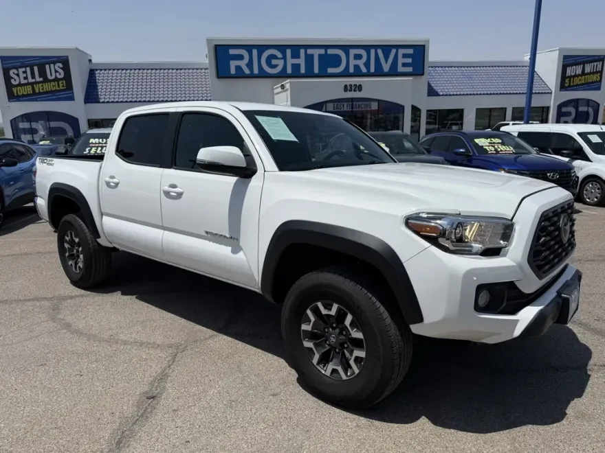 2022 Toyota Tacoma TRD Off-Road photo 1