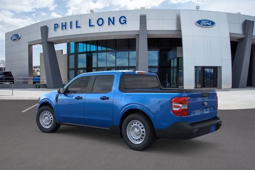 2025 Ford Maverick XL photo 1